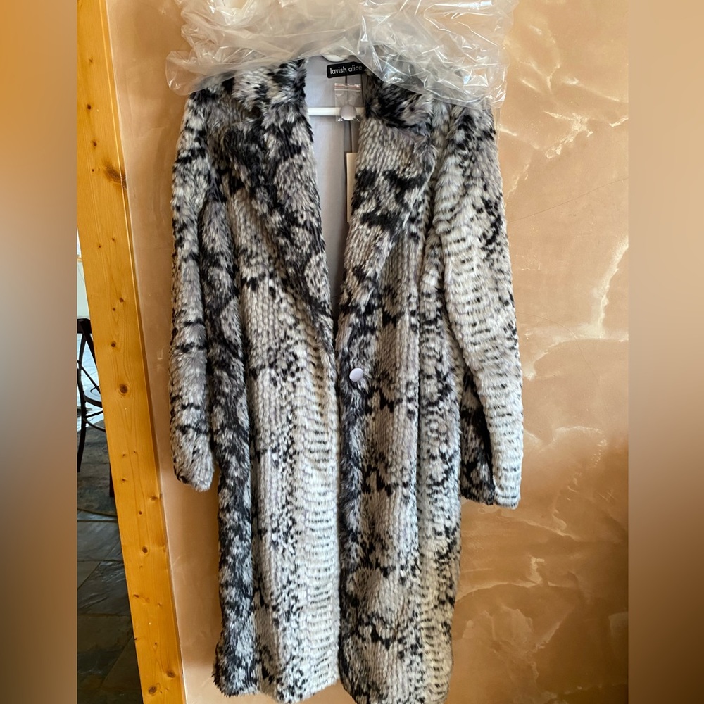Size 10UK faux fur